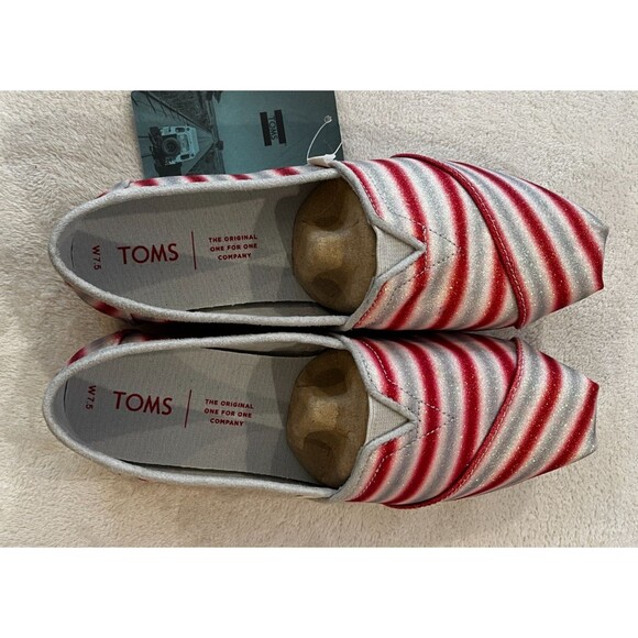 Women's Toms NEW size 7.5 Red/White Holiday Candy Cane Print Glitter Slip On - Picture 5 of 10